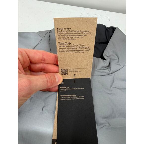 NWT Nike Running Division Therma-FIT ADV Running Reflective Silver/Gray Vest - Picture 15 of 16